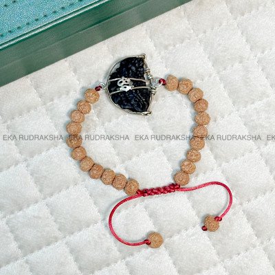 Black 1 Mukhi Rudraksha bracelet Silver thread design ek mukhi half moon kaju original hand band protection power